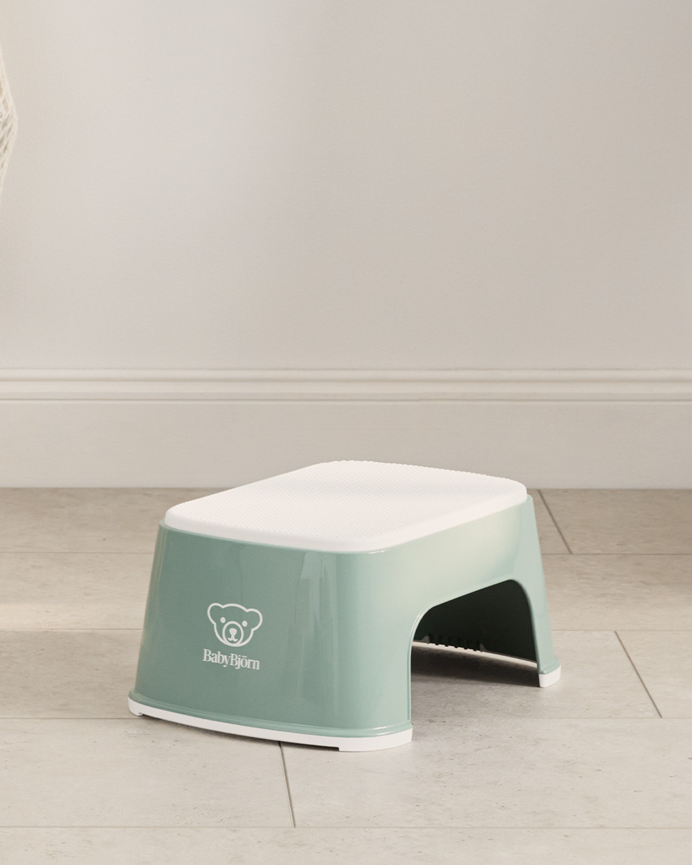 Step Deep green/white colour  Babybj&ouml;rn