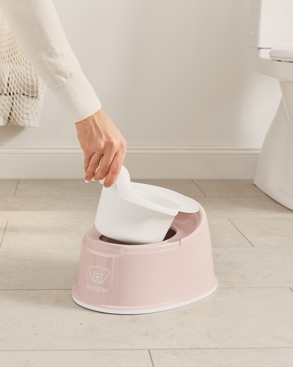 Smart pot Pastel pink/white colour  Babybj&ouml;rn
