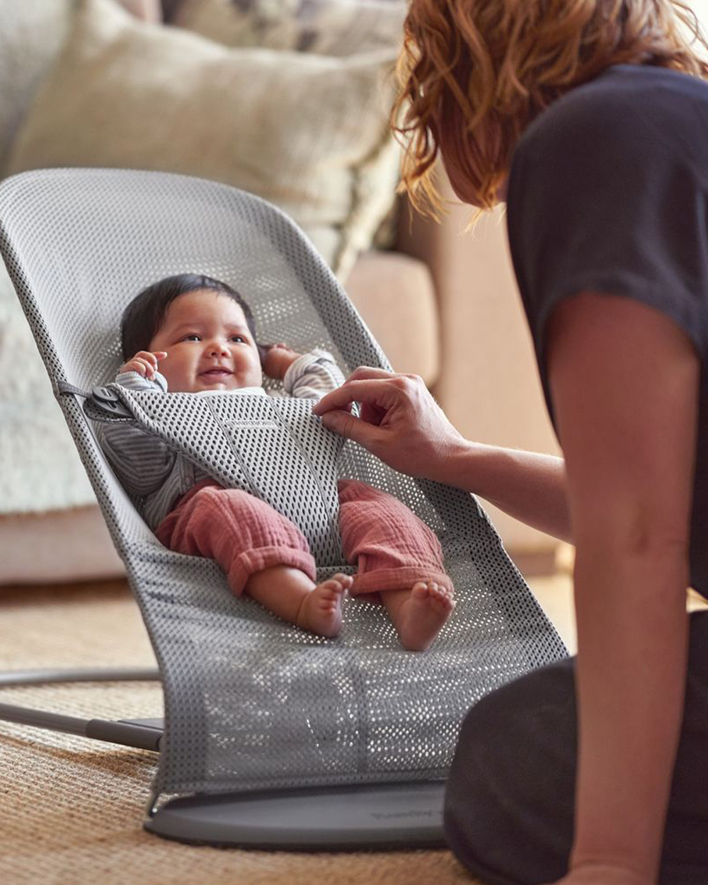 Bliss Mesh bouncer Grey colour  Babybj&ouml;rn