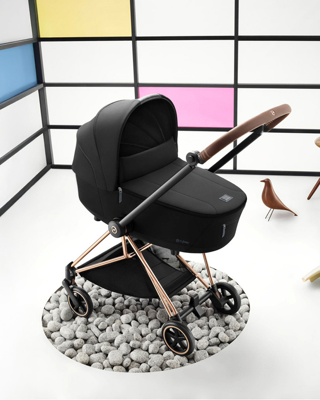 Mios Lux carrycot Leaf green colour  Cybex
