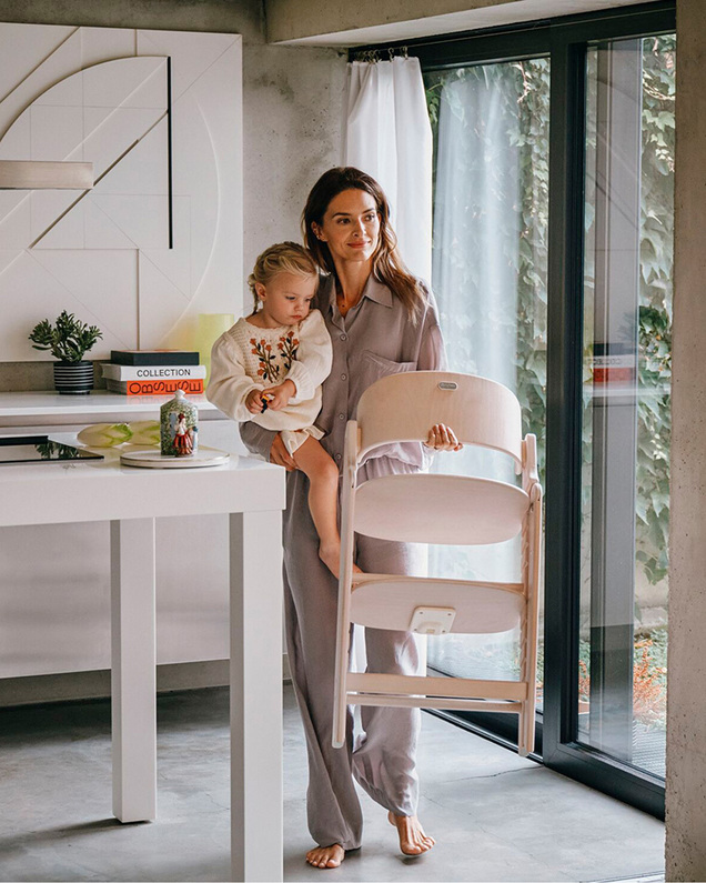 Click & Fold 4-in-1 highchair Light natural colour  Cybex