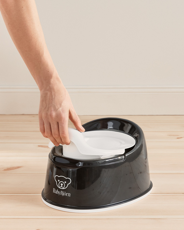 Smart pot Black/white colour  Babybjörn