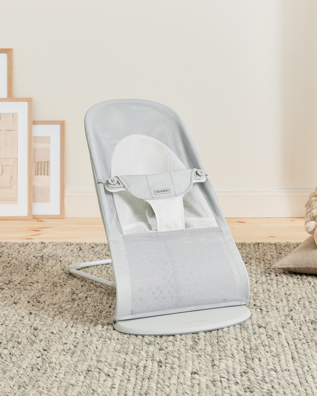 Balance Soft Mesh bouncer Silver/white colour  Babybjörn