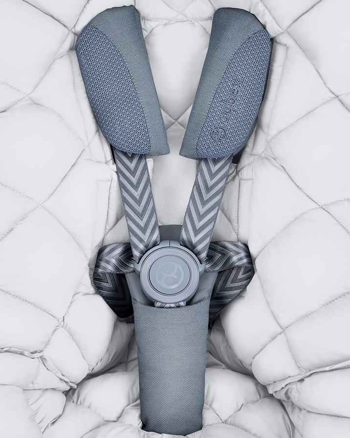 Snogga 2 footmuff Lava grey colour  Cybex