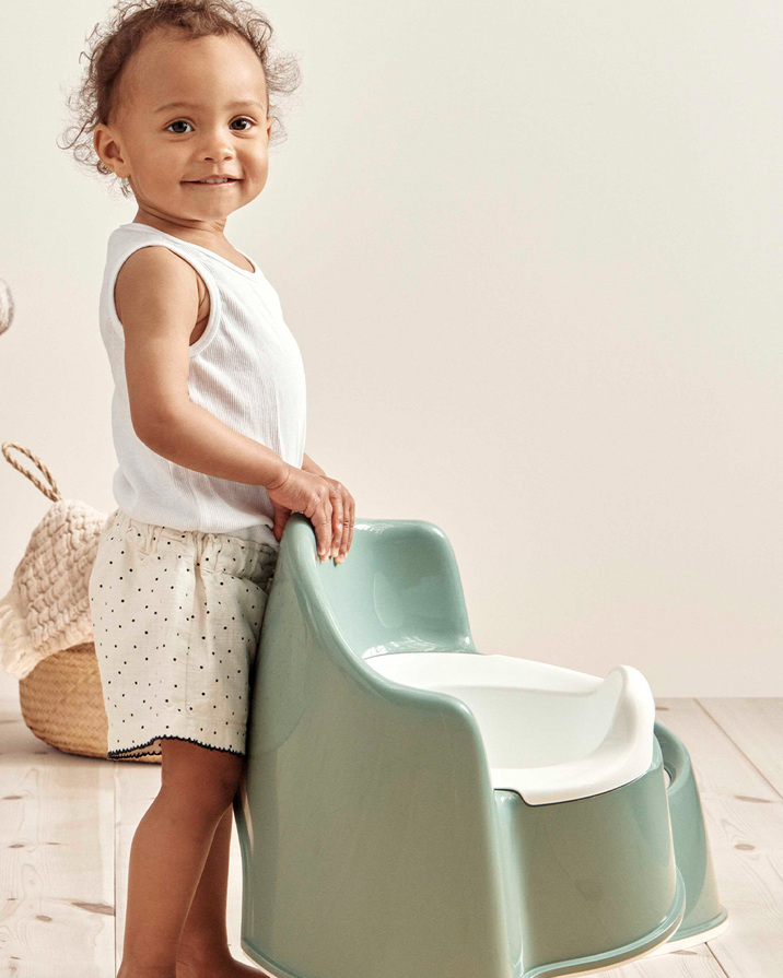 Armchair pot Deep green/white colour  Babybj&ouml;rn
