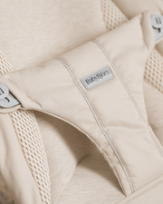 Balance Soft woven jersey bouncer Light beige colour  Babybj&ouml;rn