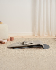 Balance Soft woven jersey bouncer Sand grey colour  Babybj&ouml;rn