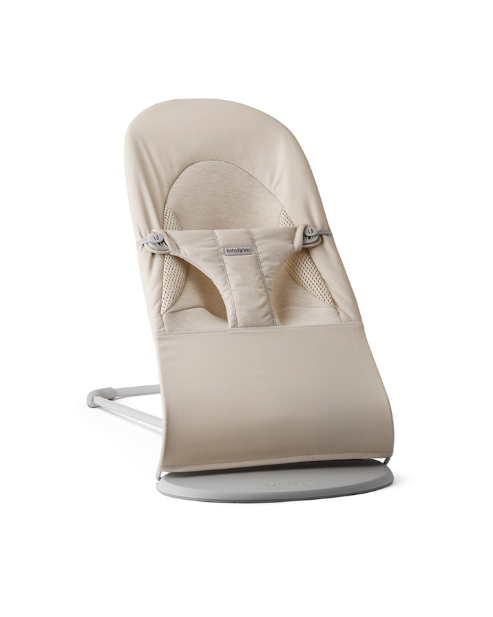Balance Soft woven jersey bouncer Light beige colour  Babybj&ouml;rn