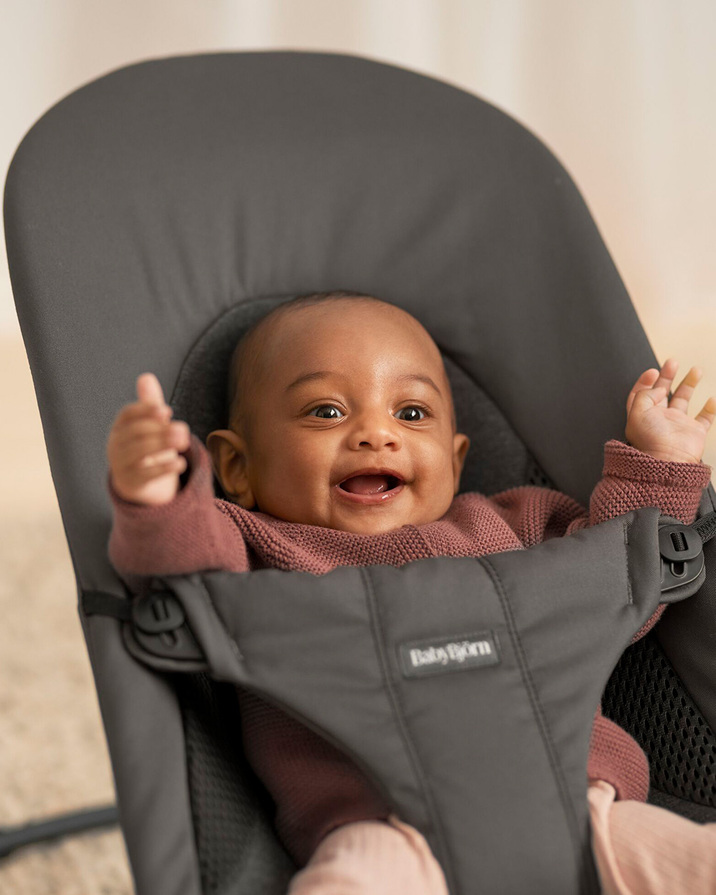 Balance Soft woven jersey bouncer Dark grey colour  Babybj&ouml;rn