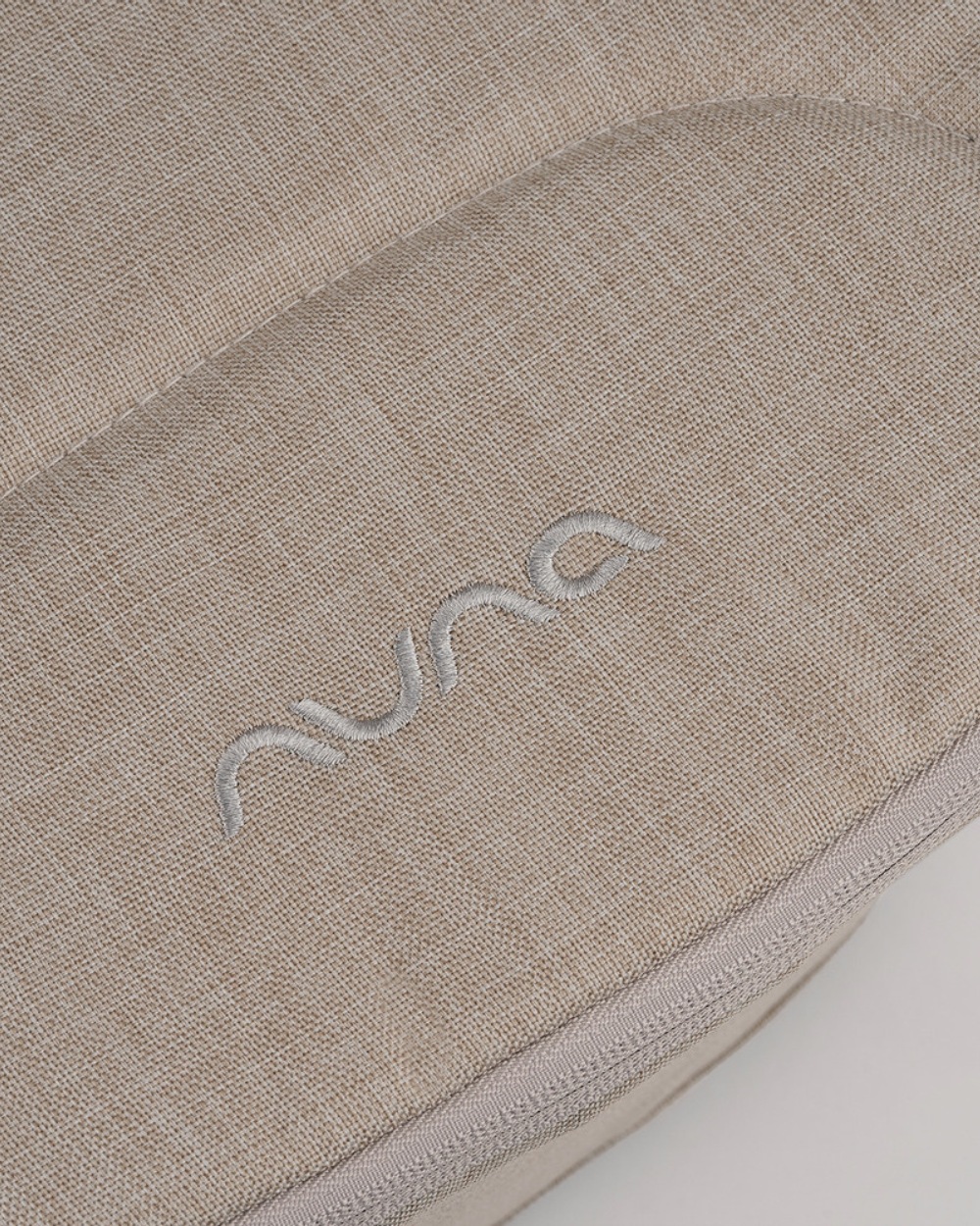 Mixx Next carrycot Biscotti colour  Nuna