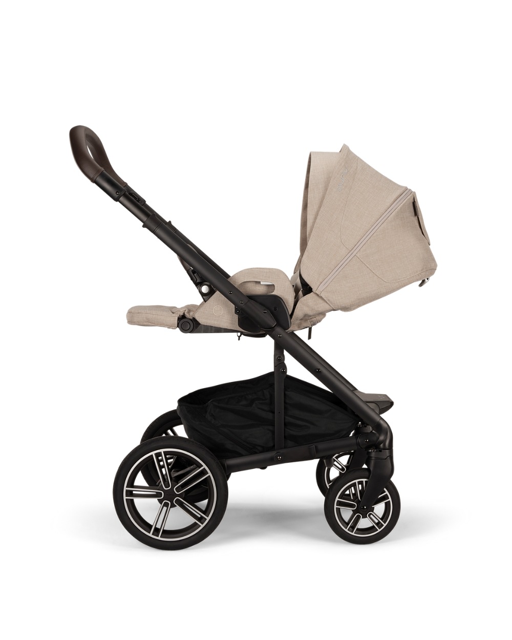 Mixx Next pushchair Biscotti colour  Nuna
