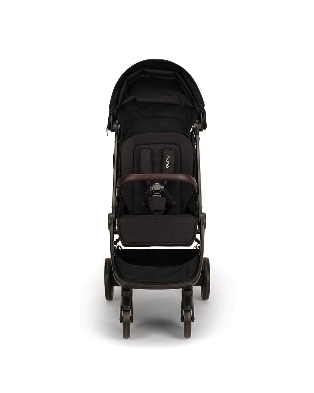 Trvl lx pushchair Caviar colour  Nuna