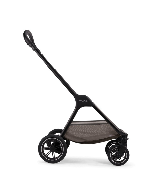 Triv pushchair Pink colour Nuna