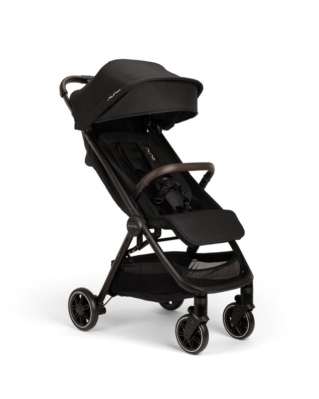 Trvl pushchair Caviar colour Nuna