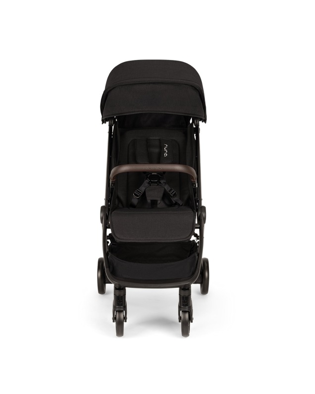 Trvl pushchair Caviar colour Nuna