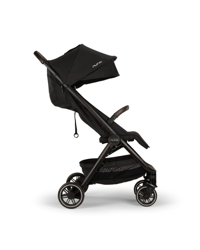 Trvl pushchair Caviar colour Nuna