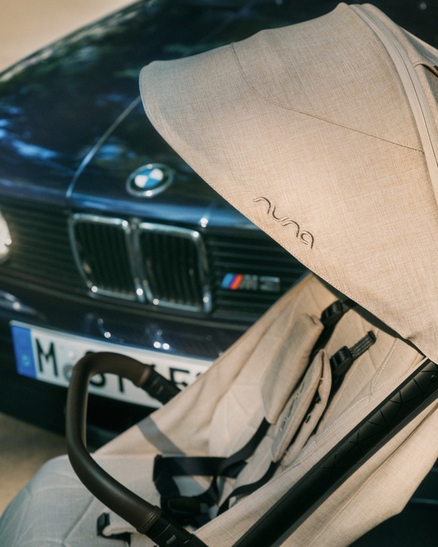 Trvl lx Nuna x BMW puschair Mica colour Nuna