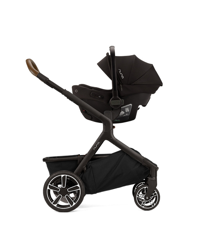 Pipa Urbn car seat Caviar colour  Nuna