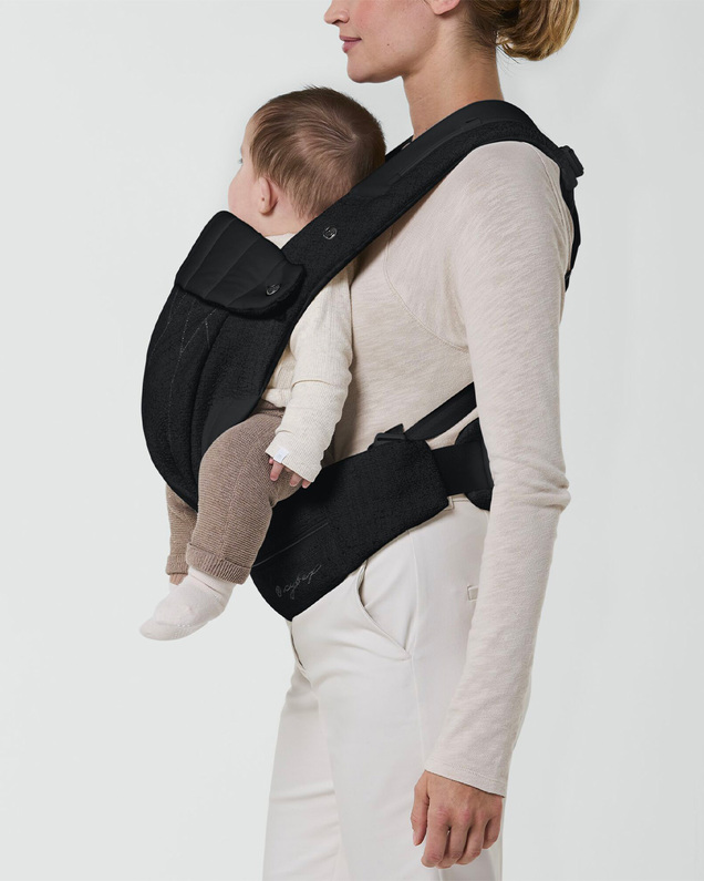 Coya Carrier Bouclé Stone black colour Cybex