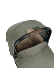 Cari Aire carrycot Pine colour  Nuna