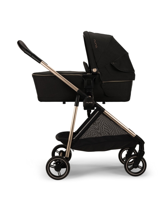 Ixxa Next pushchair Riveted pink colour  Nuna