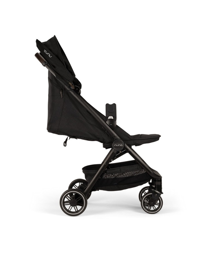 Trvl pushchair Caviar colour  Nuna