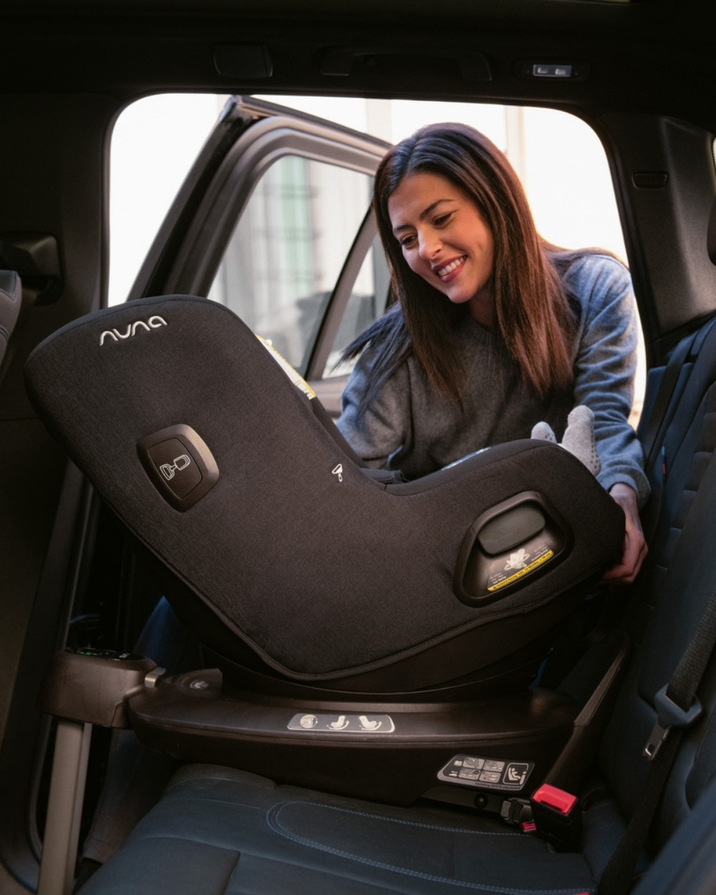 Pruu car seat Caviar colour  Nuna