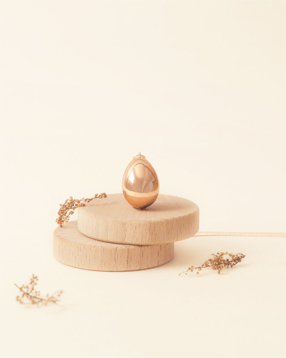 Pregnancy bola Ova Rosegold colour on chain  Ilado