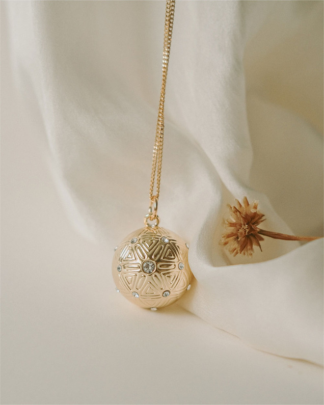 Pregnancy bola Crystal of life Yellow gold colour on chain  Ilado