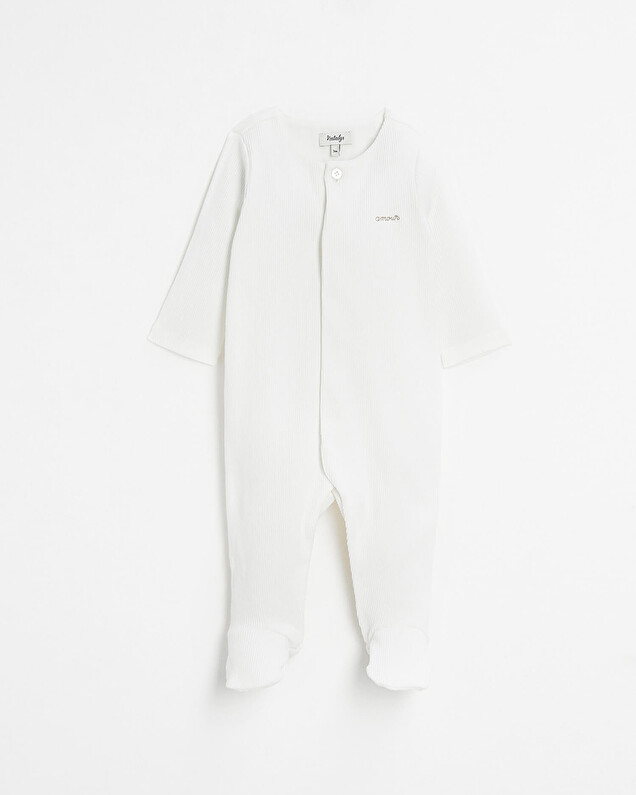 Love embroidered onesie Off-white colour  Natalys
