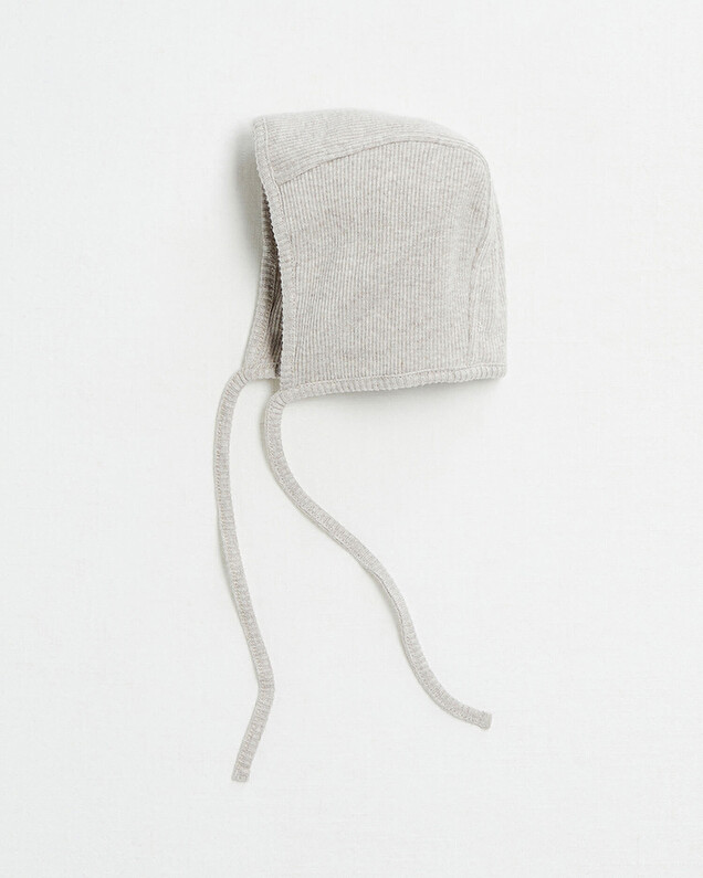 Ribbed hat Mottled beige colour  Natalys