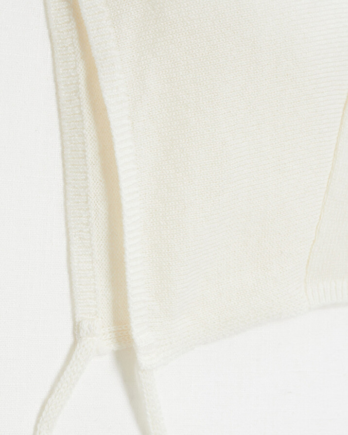 Cashmere hat Off-white colour  Natalys