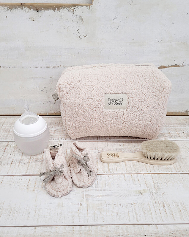 Camila toiletry bag Ecru sheepskin  Babyshower