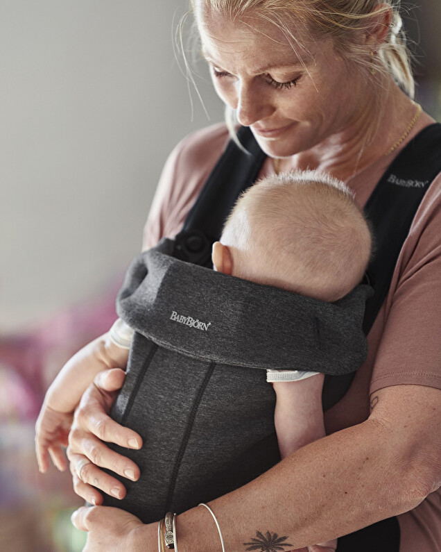 Mini Jersey 3D baby carrier Charcoal grey Babybjörn