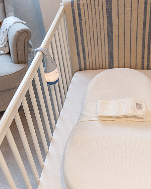 Cocoonababy fitted sheet White  Red Castle