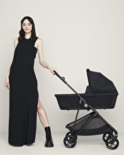 Melio 4 access platform Colour magic black  Cybex