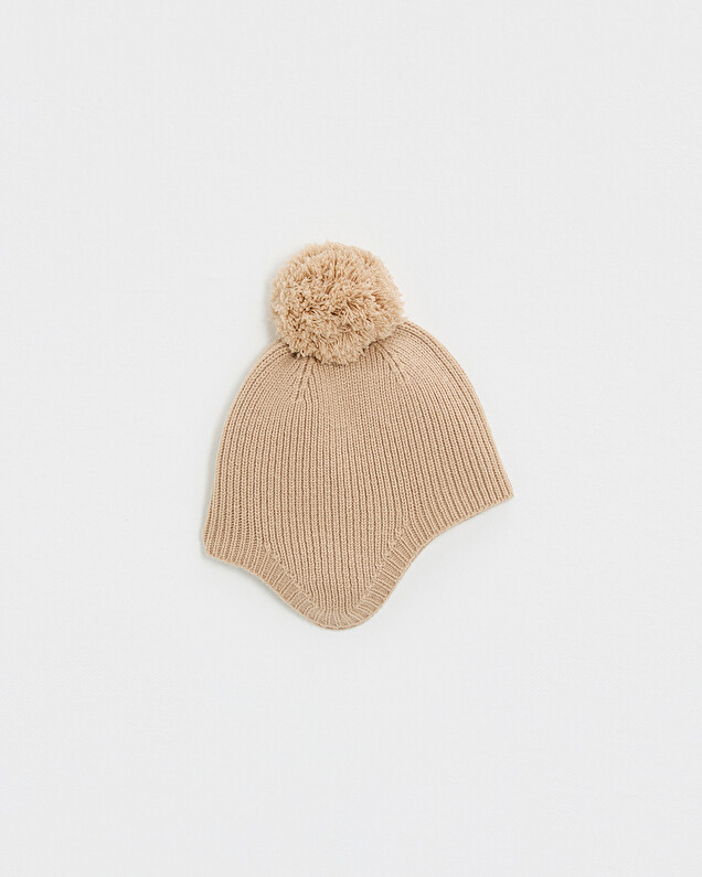 Merino wool hat Camel color  Natalys
