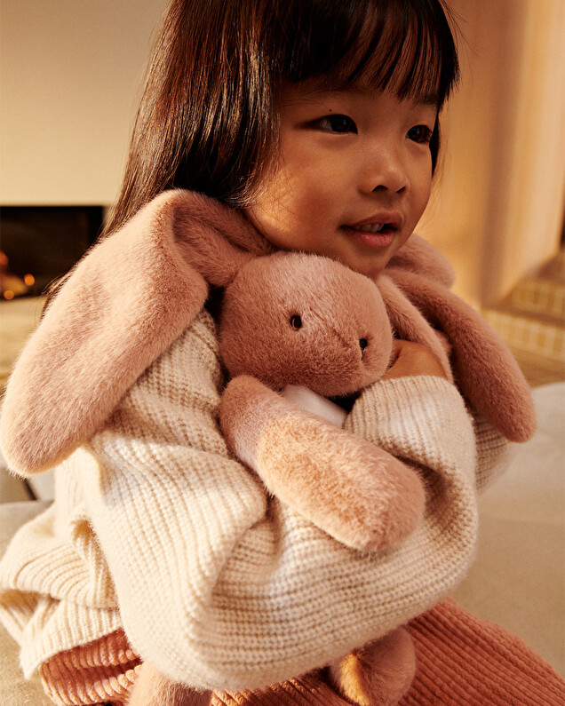 Berto rabbit plush toy Pink color Liewood