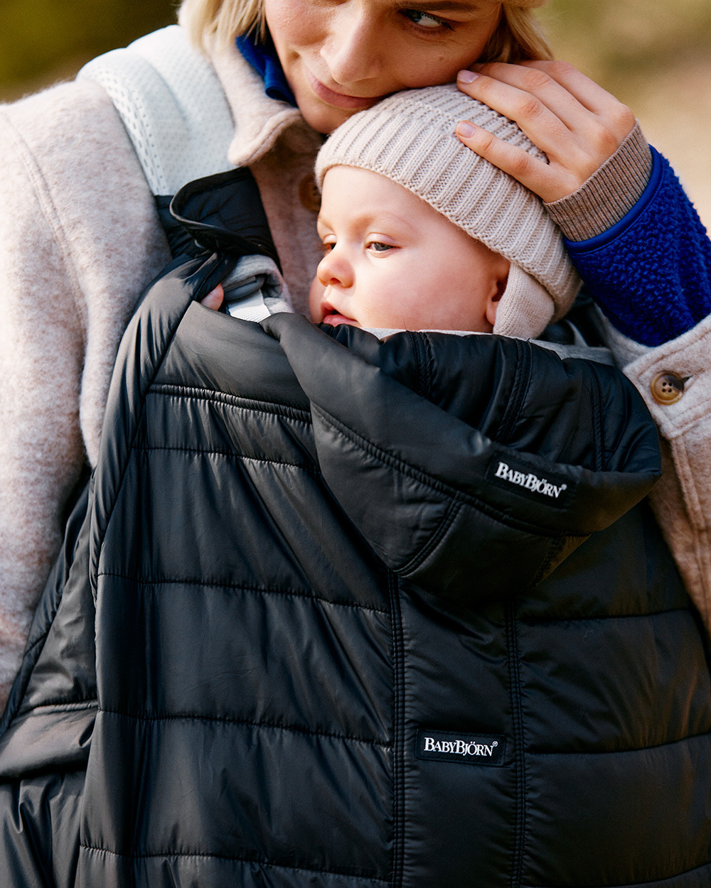 Winter cover for baby carrier Black  Babybj&ouml;rn