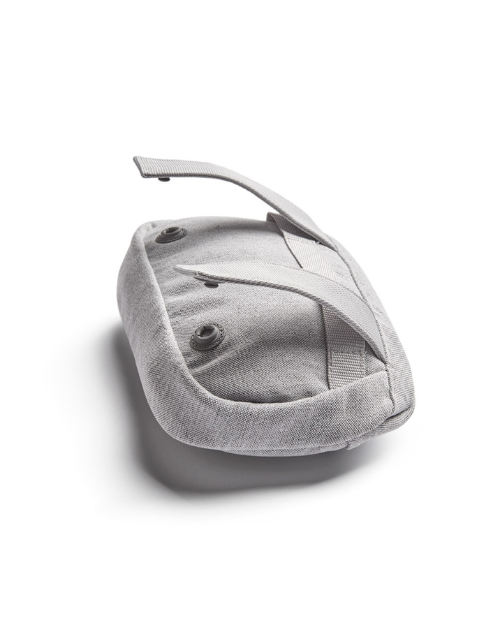 Pocket pouch for baby carrier Light grey color  Babybj&ouml;rn